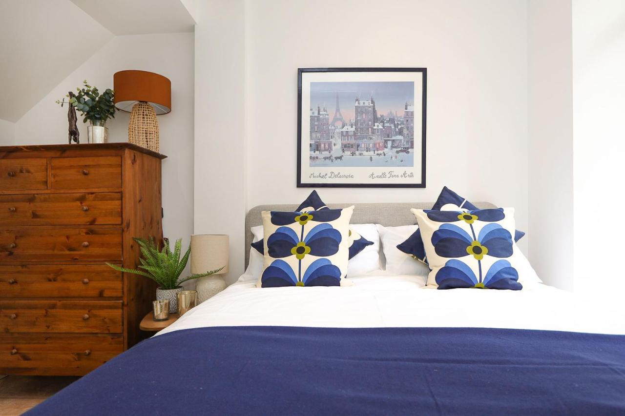 The London Secret, 1 Bed Flat With Patio - Zone 2 Apartman Kültér fotó