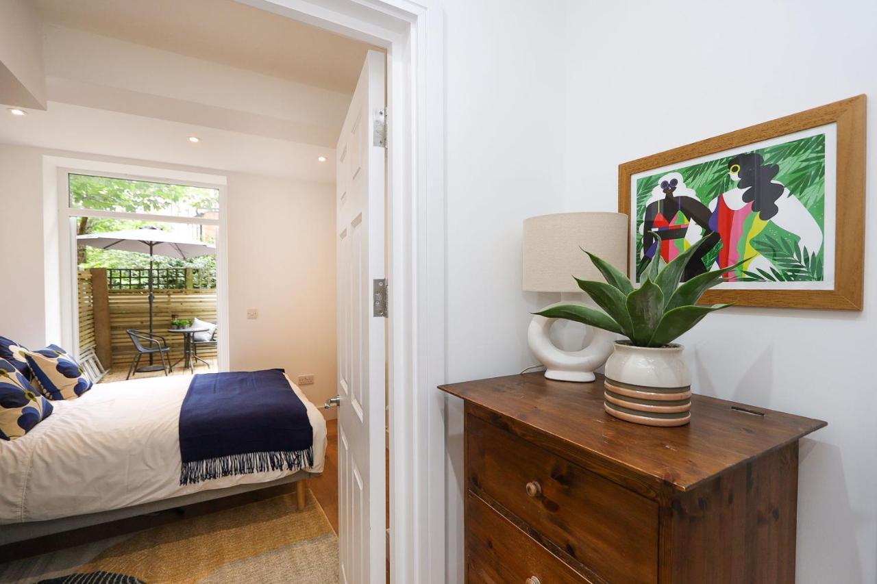 The London Secret, 1 Bed Flat With Patio - Zone 2 Apartman Kültér fotó