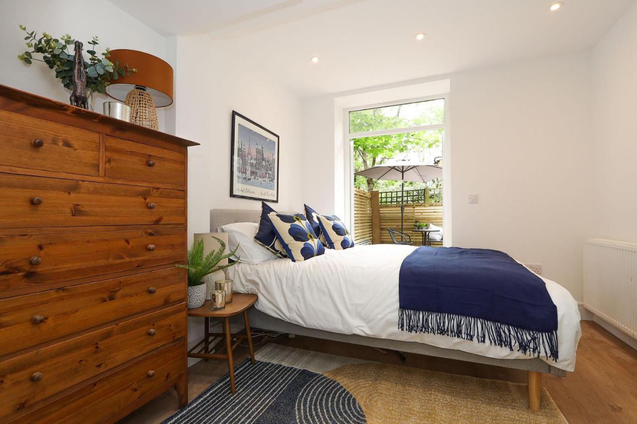 The London Secret, 1 Bed Flat With Patio - Zone 2 Apartman Kültér fotó